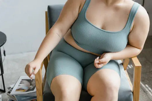 Adaptive clothing for plus sized people